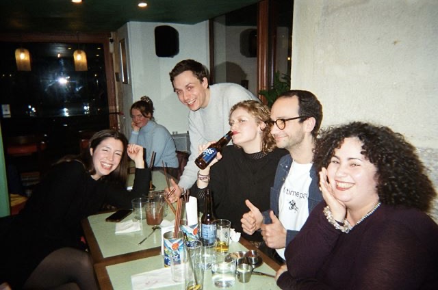 Soirée entre amis chez Hallyu Kitchen Pigalle, restaurant coréen Paris 9e